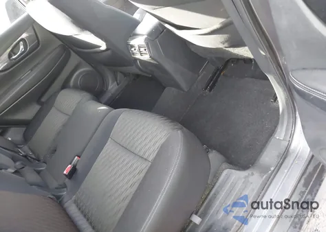 2017 Nissan Rogue Sv z USA, uszkodzony, nr VIN 5N1AT2MM0HC841455